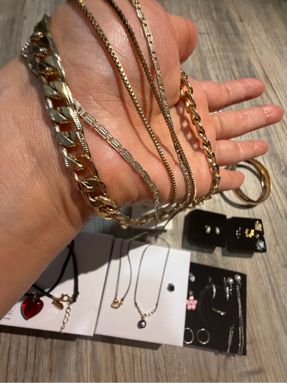 Jewelry bundle - Picture 9 of 16
